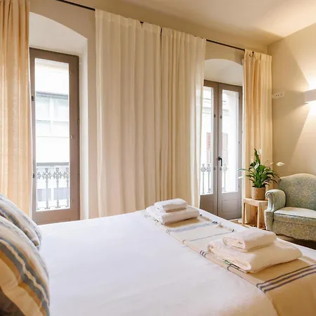 Bravissimo Nou 3, Two Bedroom Centre * Girona