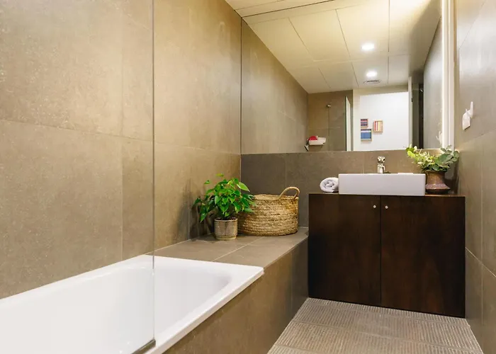 Bravissimo Nou 3, Two Bedroom Centre 아파트 지로나