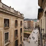 Bravissimo Nou 3, Two Bedroom Centre Apartamento