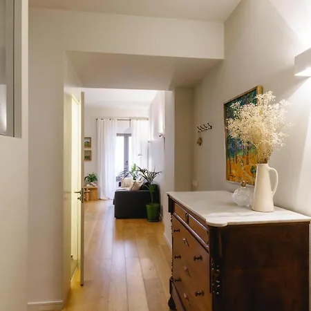 Appartement Bravissimo Nou 3, Two Bedroom Centre *