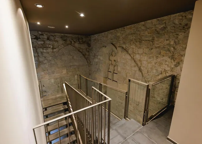 Bravissimo Nou 3, Two Bedroom Centre Χιρόνα